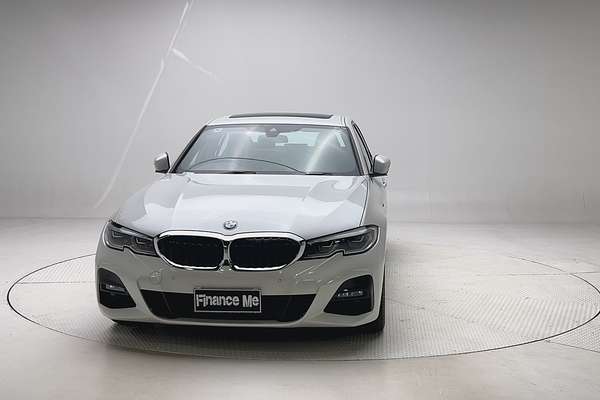 2022 BMW 3 Series 330i M Sport G20 thumb-2