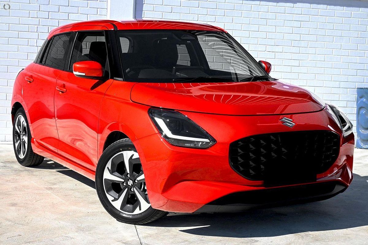 2025 Suzuki Swift Hybrid Plus UZ
