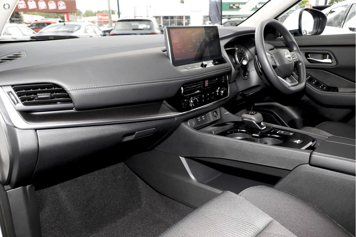 2026 Nissan X-TRAIL ST T33