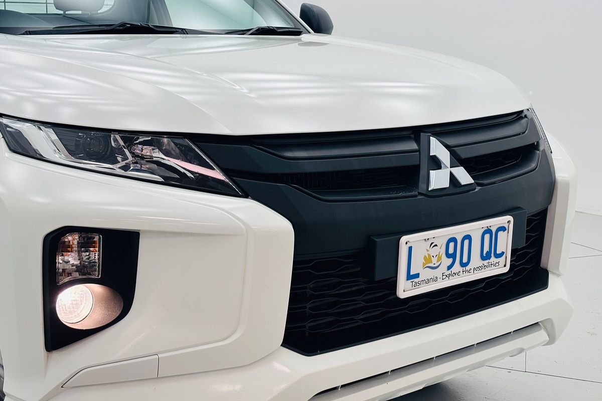 2023 Mitsubishi Triton GLX MR 4X4