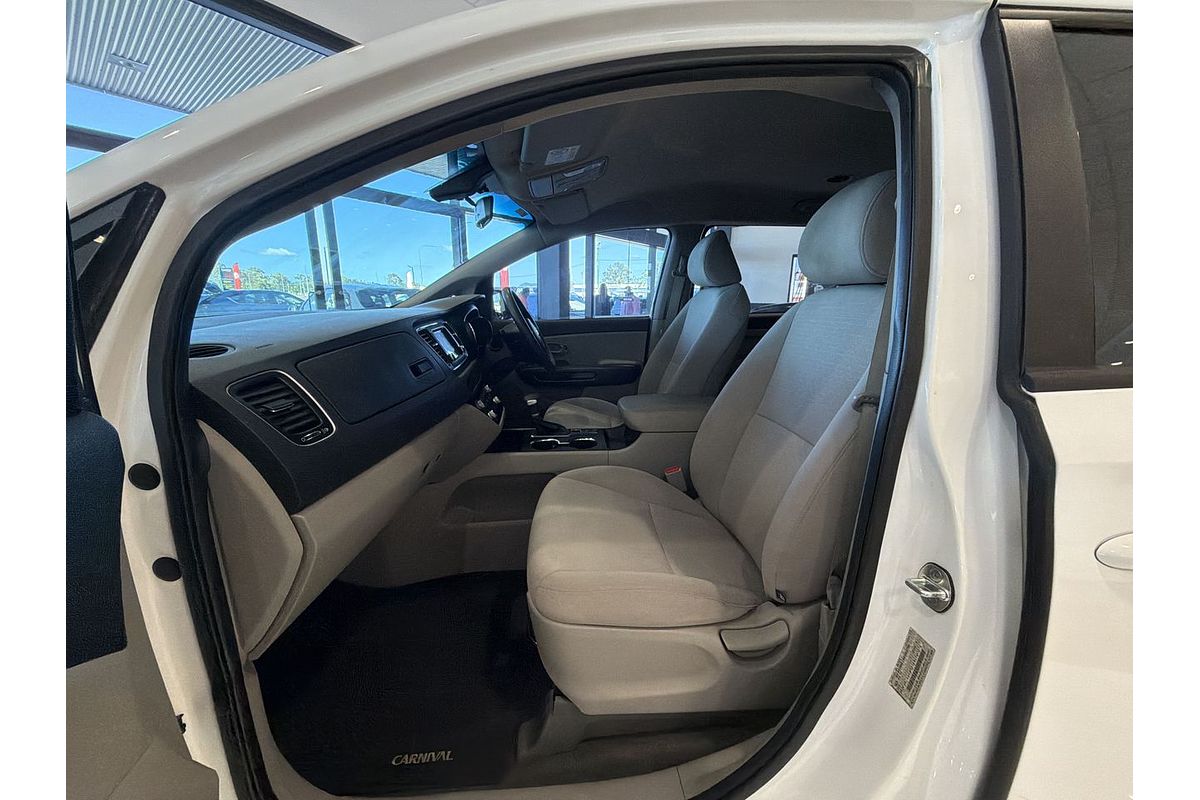 2020 Kia Carnival S KA4