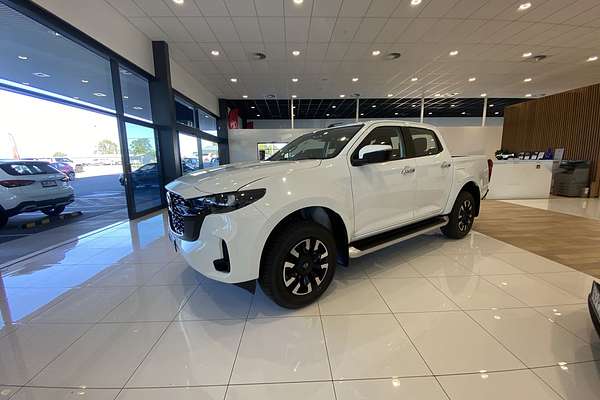 2025 Mazda BT-50 XTR TF 4X4 thumb-3