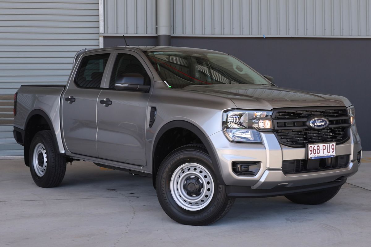 2025 Ford Ranger XL 4X4 2.0L