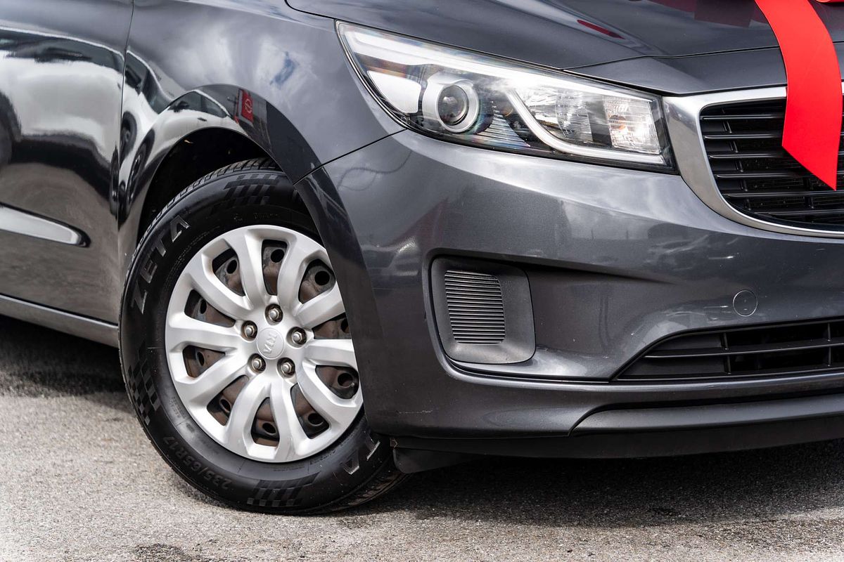 2015 Kia Carnival S YP