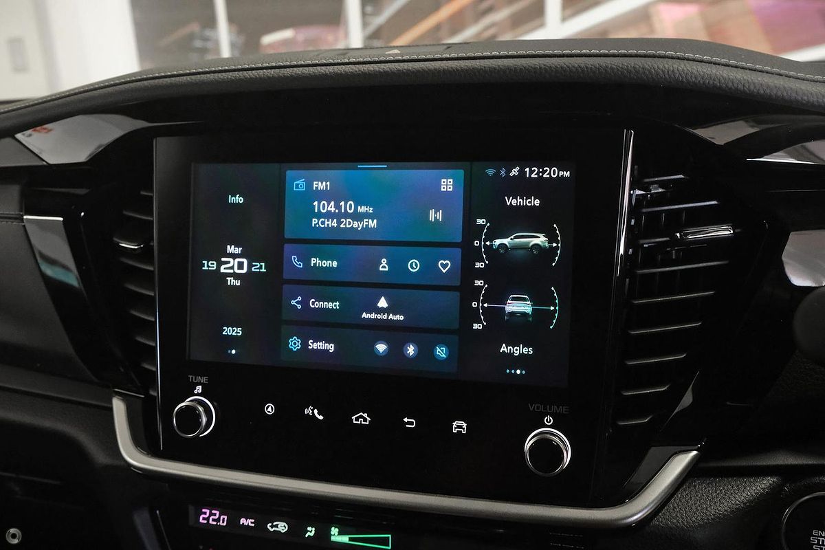 2025 Isuzu MU-X LS-T image 17