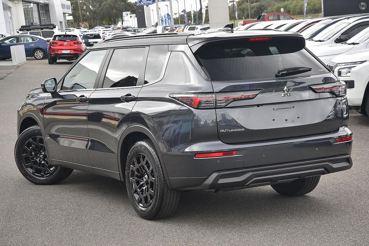 2026 Mitsubishi Outlander LS ZM