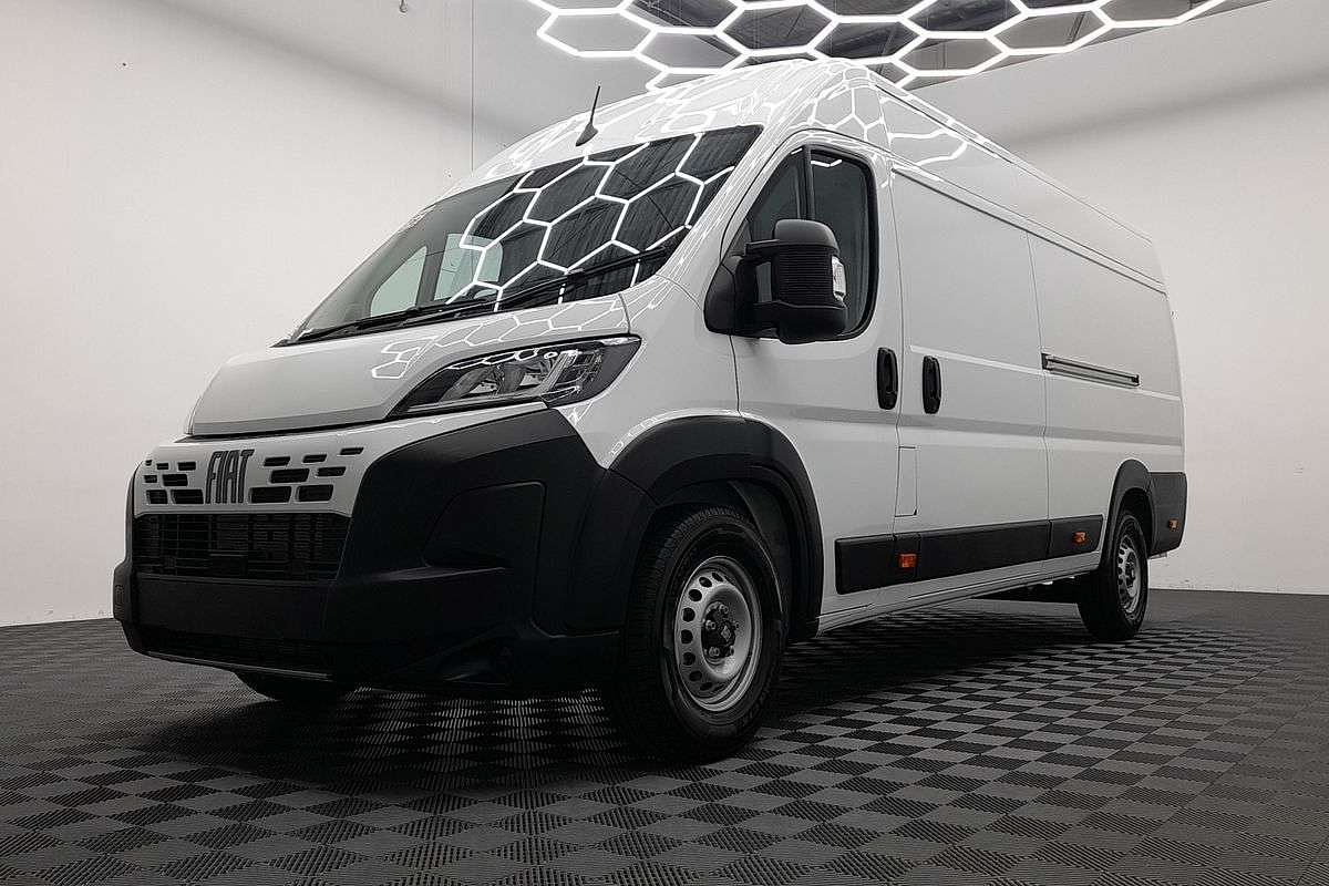 2026 Fiat Ducato Series 2 ELWB Mid Roof image 5