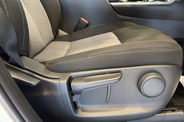 2025 Mazda CX-60 G25 Pure KH Series thumb-19