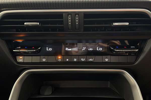2025 Mazda CX-60 G25 Pure KH Series thumb-28