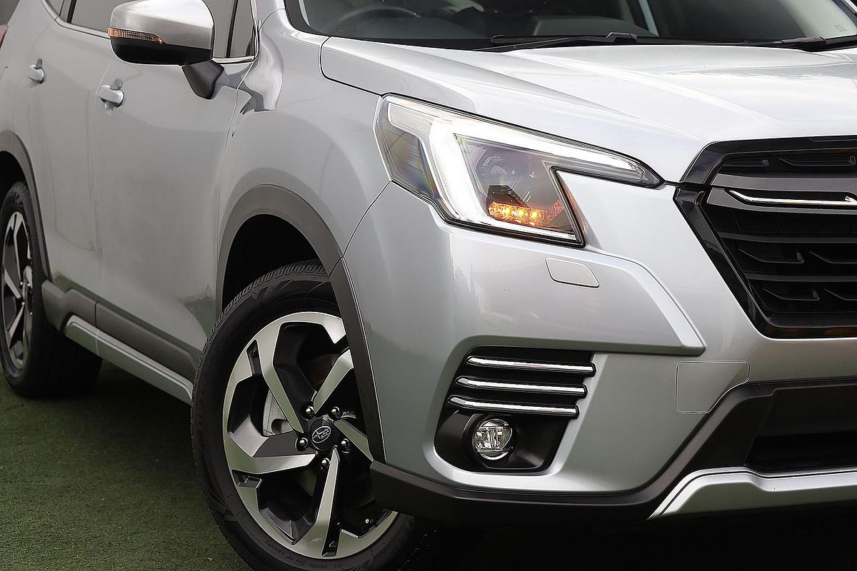 2023 Subaru Forester 2.5i-S S5