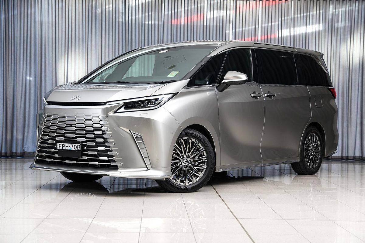 2023 Lexus LM LM500h Ultra Luxury TAWH15R