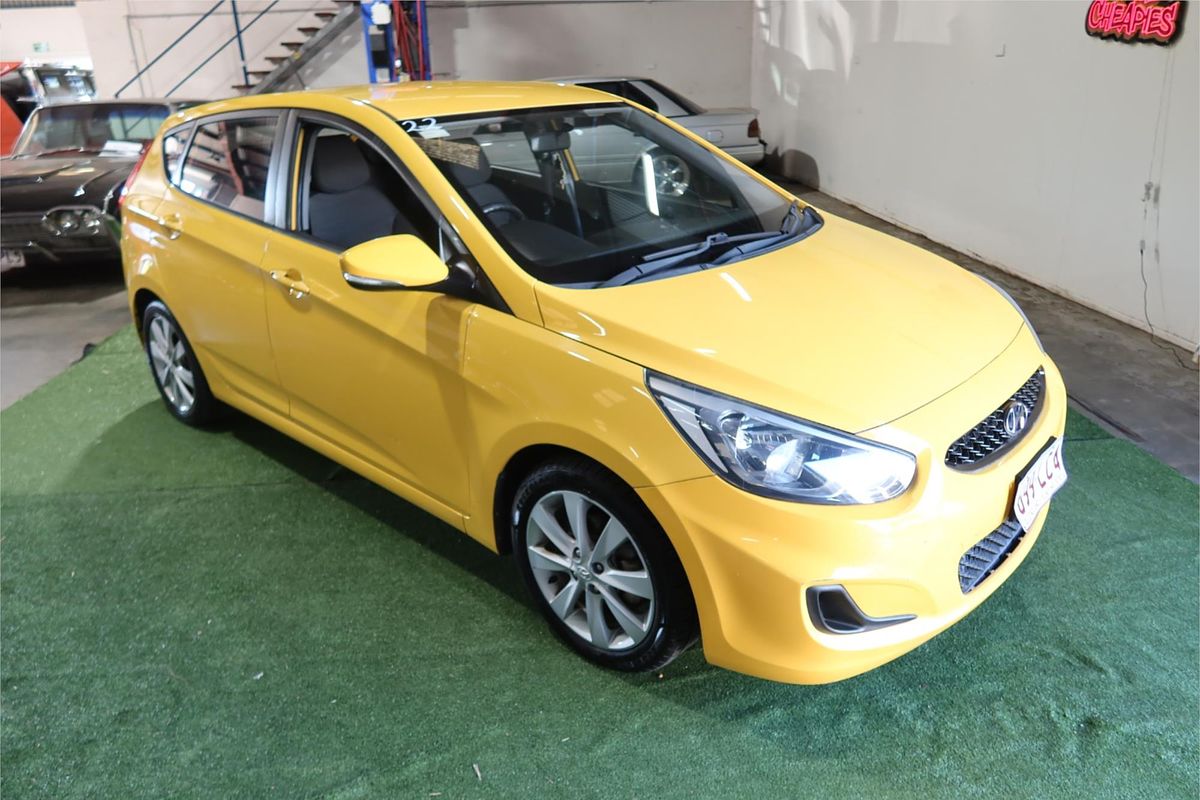 2019 Hyundai Accent Sport RB6