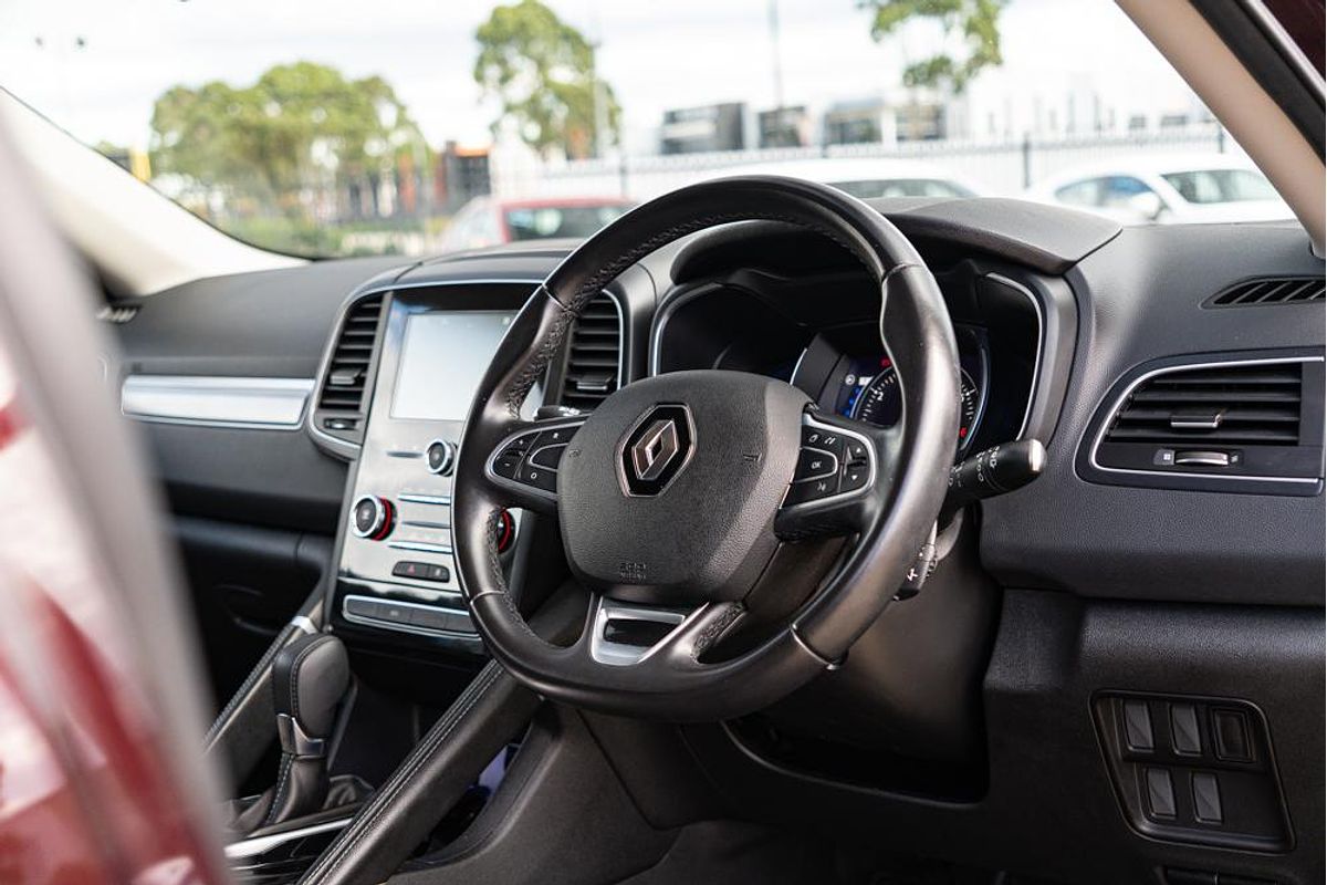 2023 Renault Koleos Life HZG