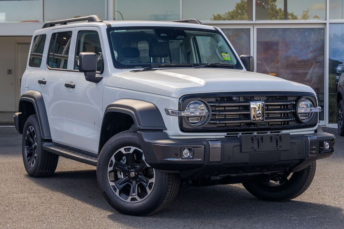 2026 GWM Tank 300 Ultra Hi4-T PHEV P01