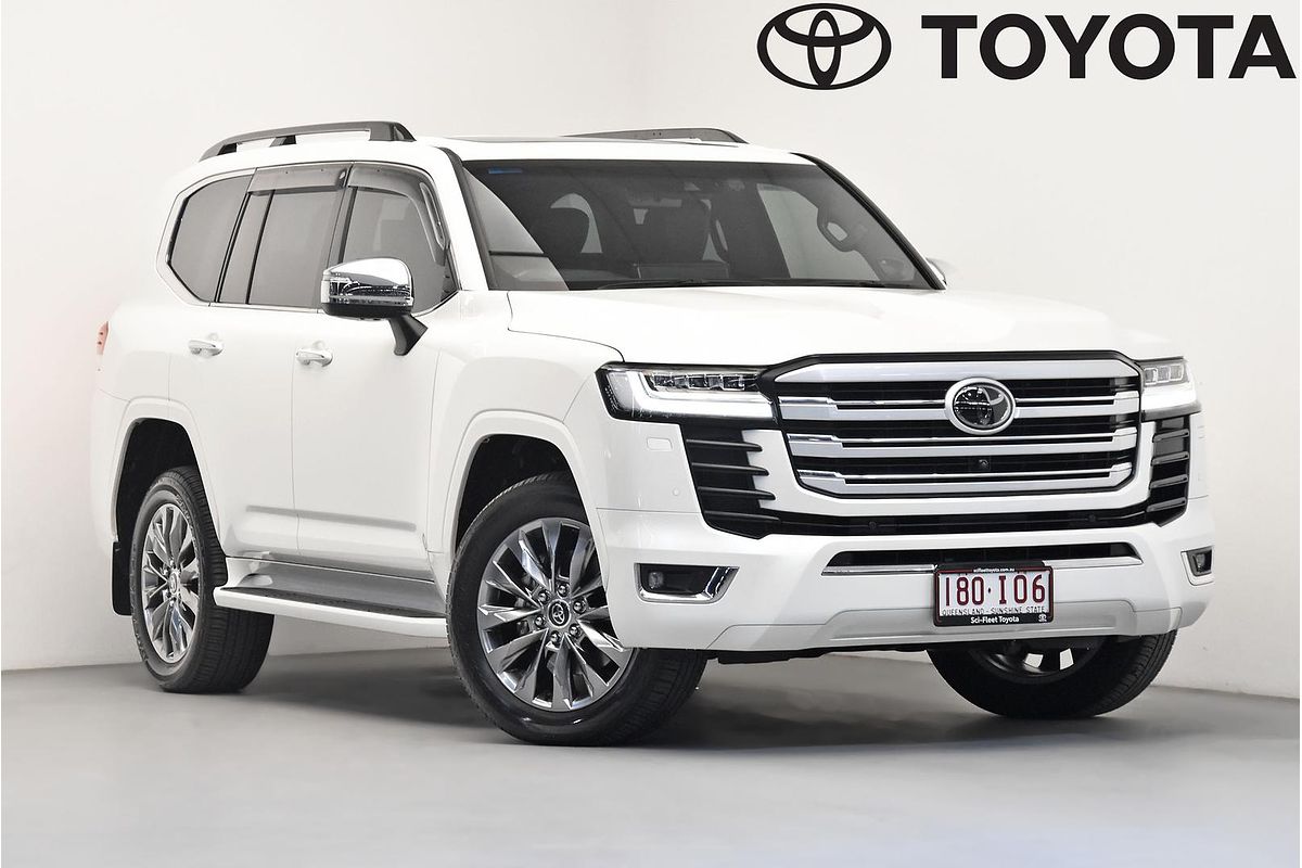 SOLD 2023 Toyota Landcruiser Sahara ZX FJA300R in White | Used SUV