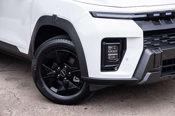 2026 KGM Musso EV 2WD Black Edge O100 Front Wheel Drive LWB thumb-2