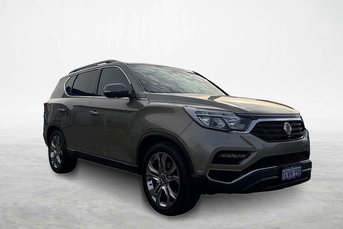 2019 KGM Rexton Ultimate Y400