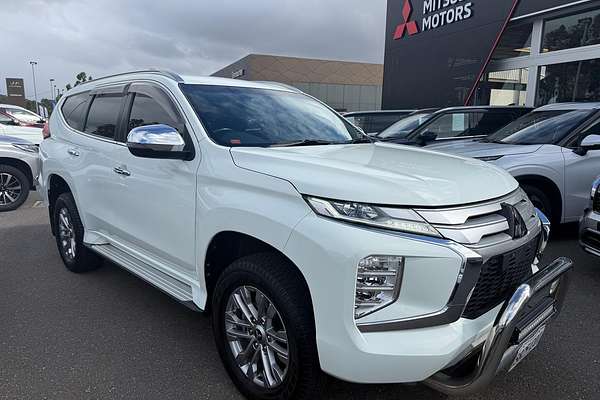 2022 Mitsubishi Pajero Sport GLX QF