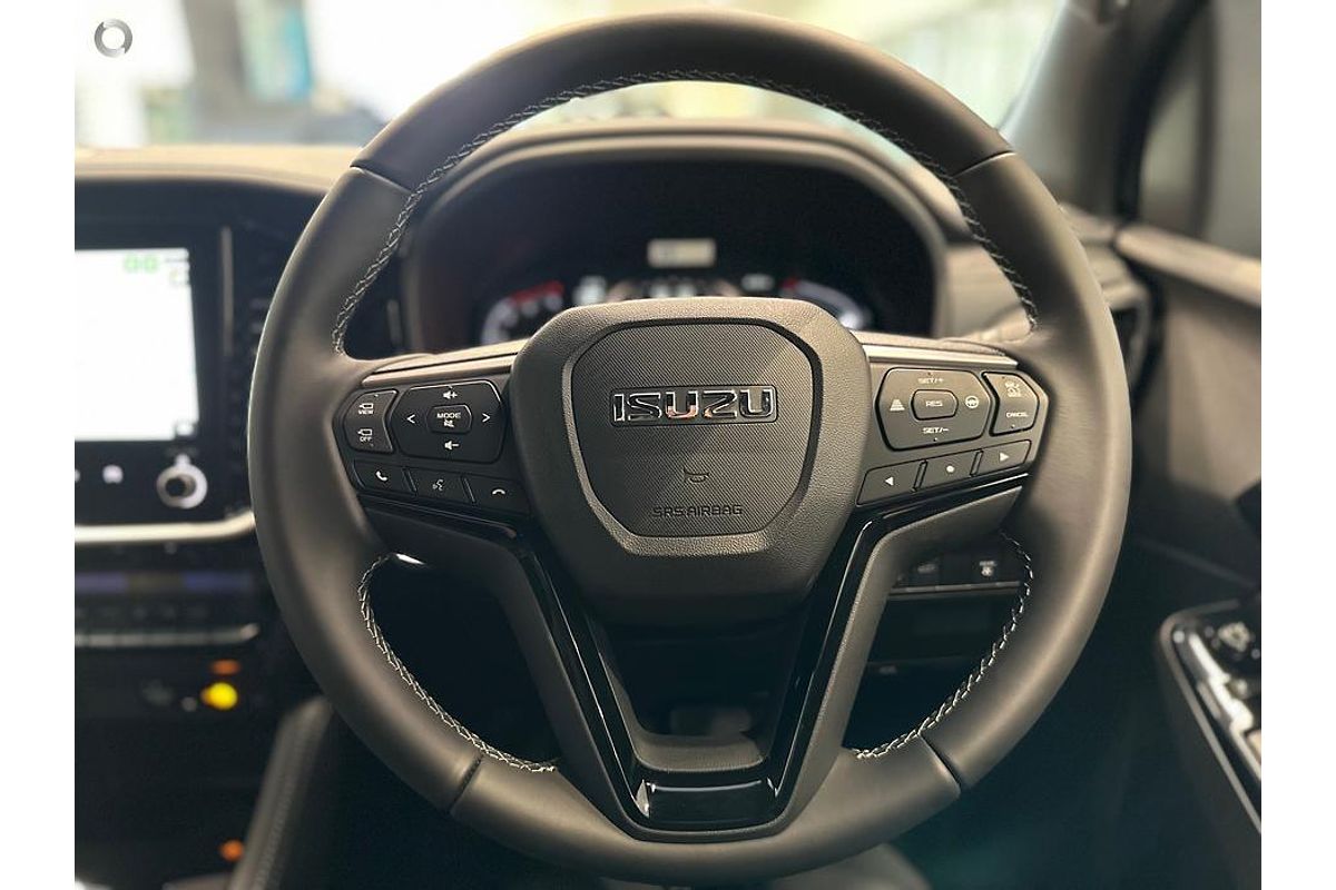 2026 Isuzu MU-X LS-T
