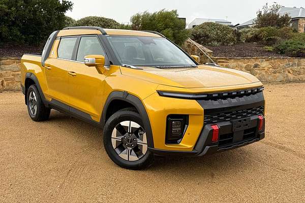 2026 KGM Musso EV AWD O100 4X4 thumb-8