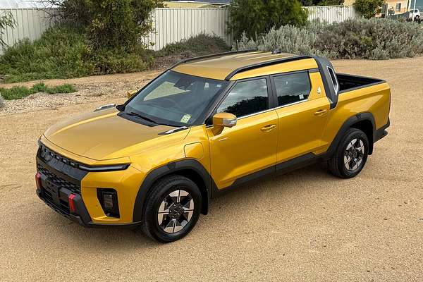 2026 KGM Musso EV AWD O100 4X4 thumb-15