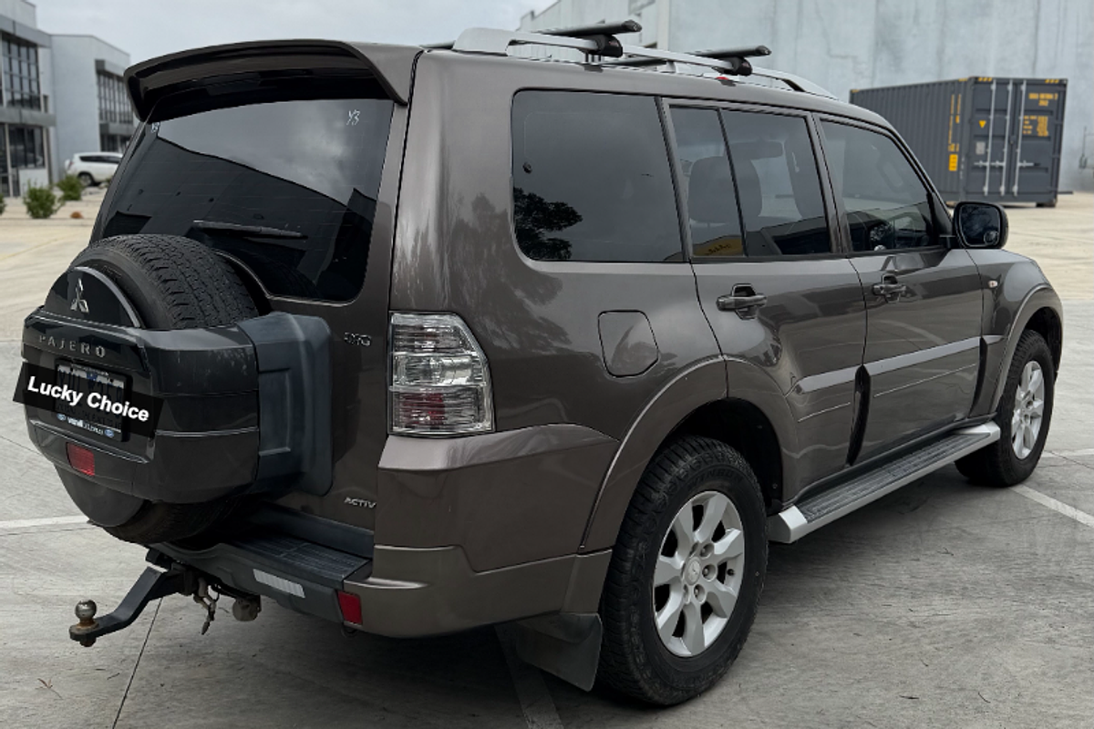 2010 Mitsubishi Pajero GLX NT