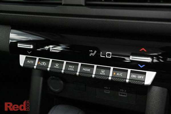 2026 Mitsubishi Triton GLX MV Rear Wheel Drive thumb-25