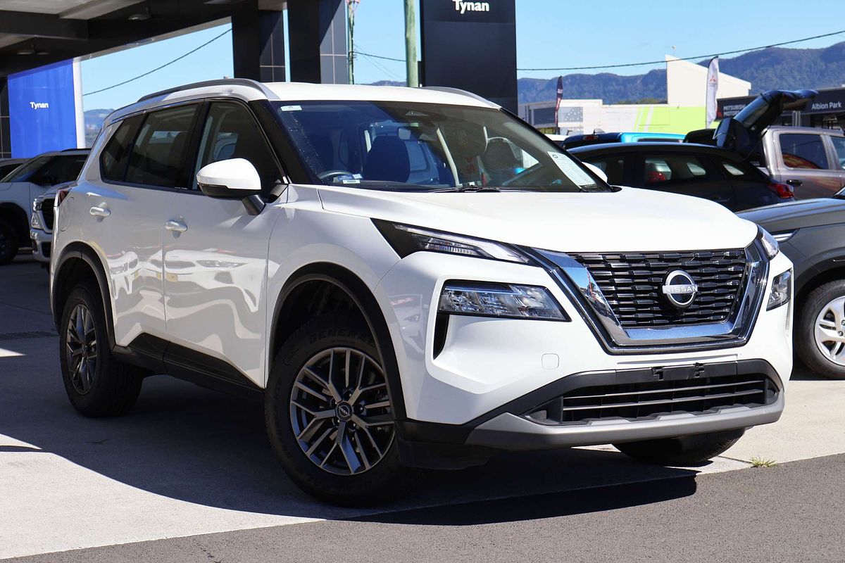 2024 Nissan X-TRAIL ST T33