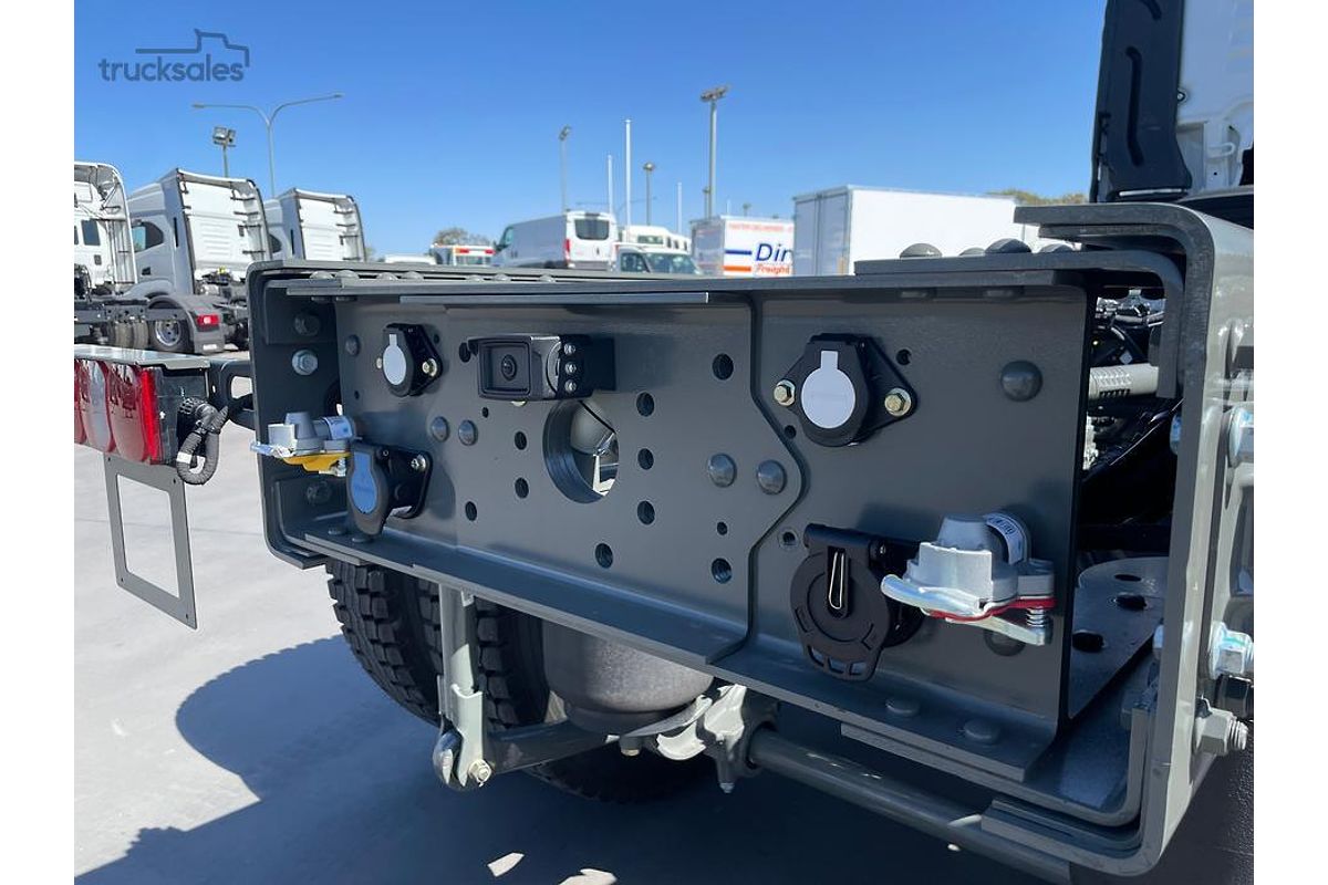2025 Sitrak G7S Tipper image 9