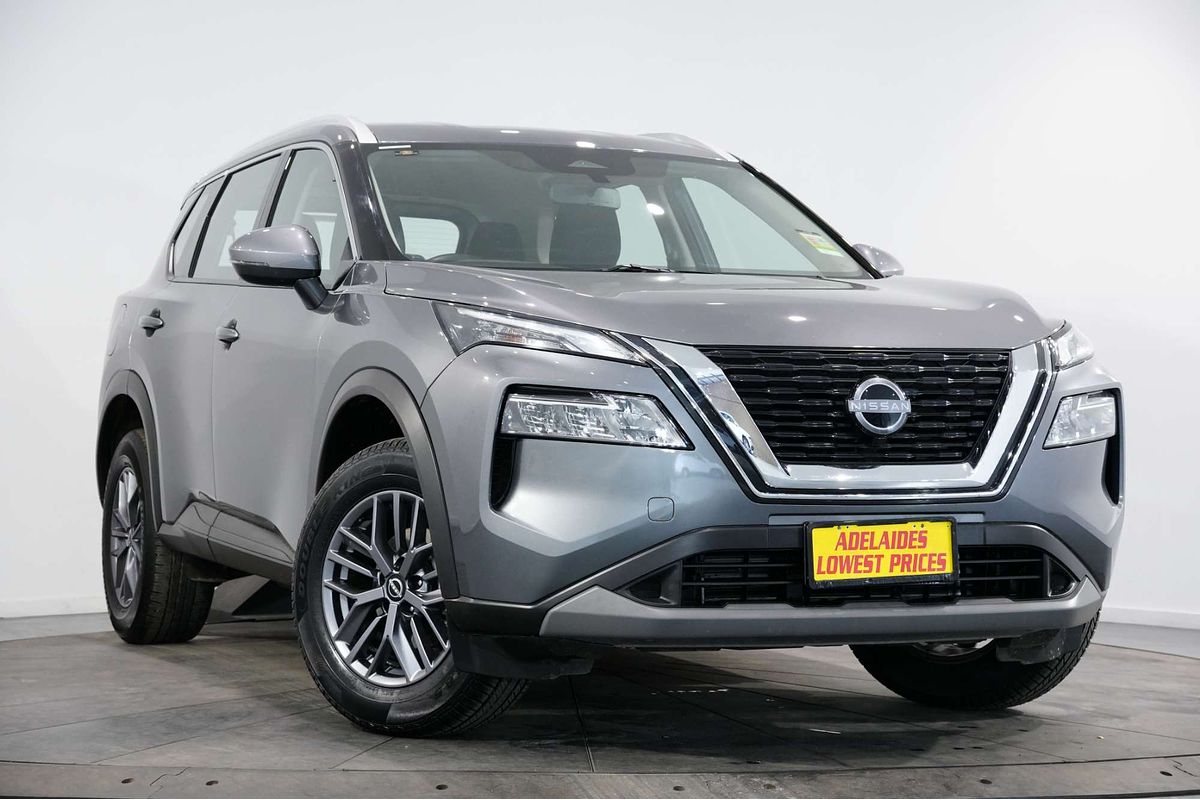 2025 Nissan X-TRAIL ST T33