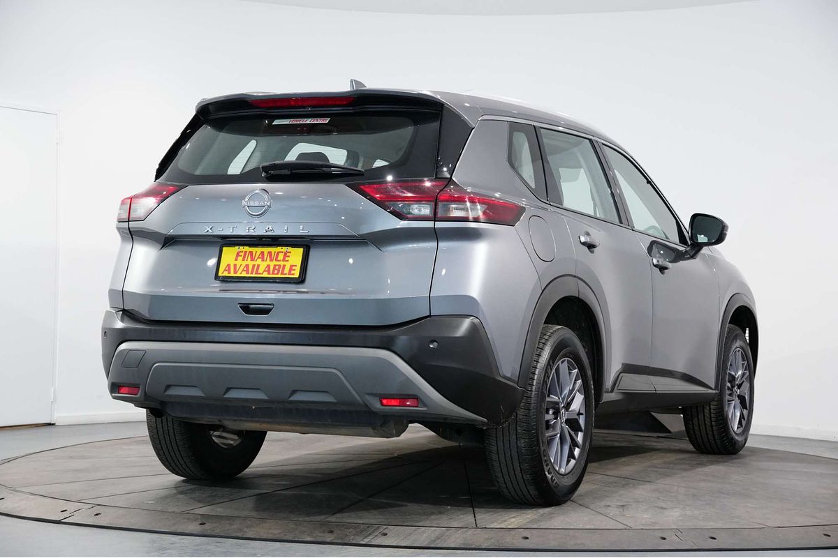 2025 Nissan X-TRAIL ST T33