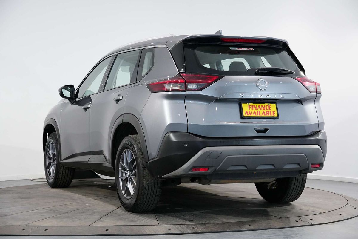 2025 Nissan X-TRAIL ST T33