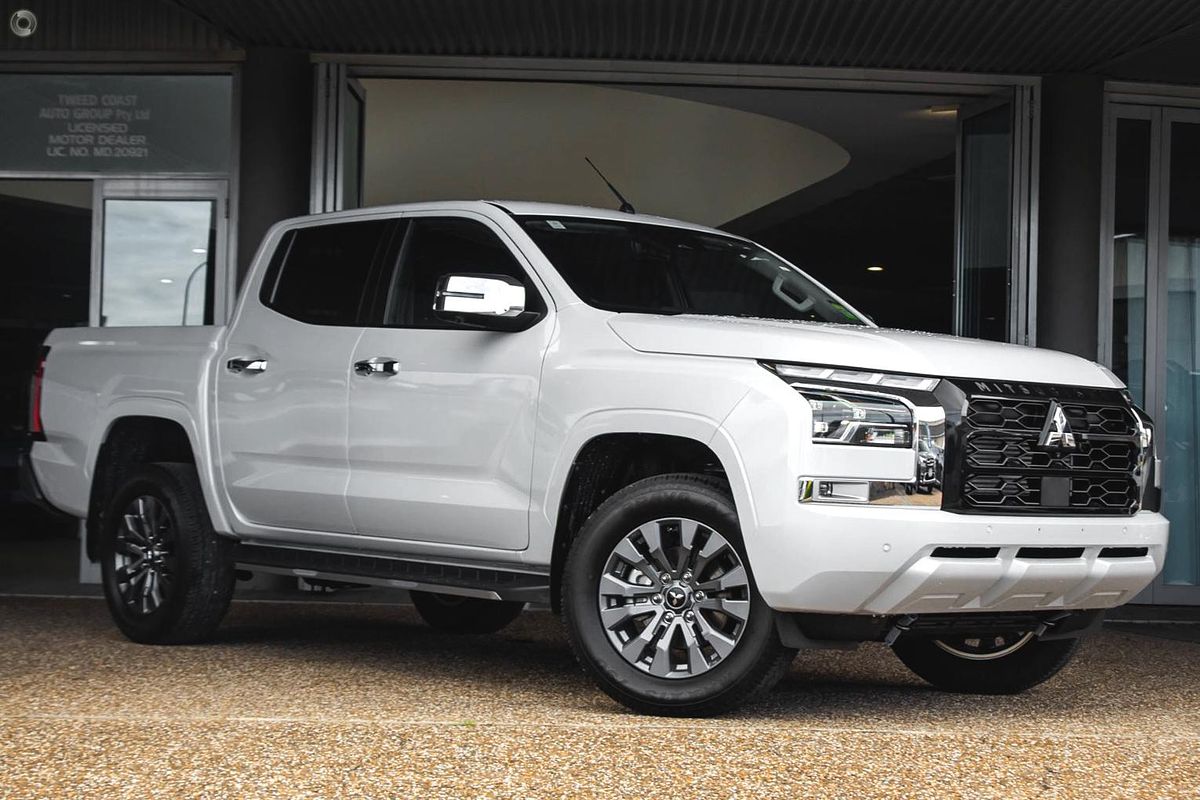 2025 Mitsubishi Triton GLS MV 4X4