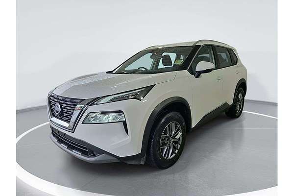2024 Nissan X-TRAIL ST T33