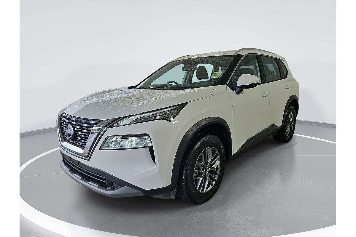 2025 Nissan X-TRAIL ST T33