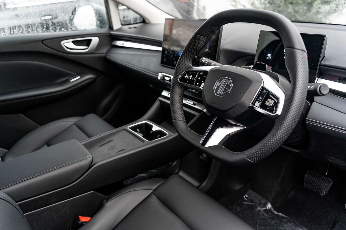 2026 MG MG4 EV Urban URBAN ESSENCE EV 43kWh AH4E