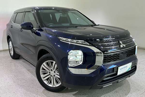 2023 Mitsubishi Outlander ES ZM