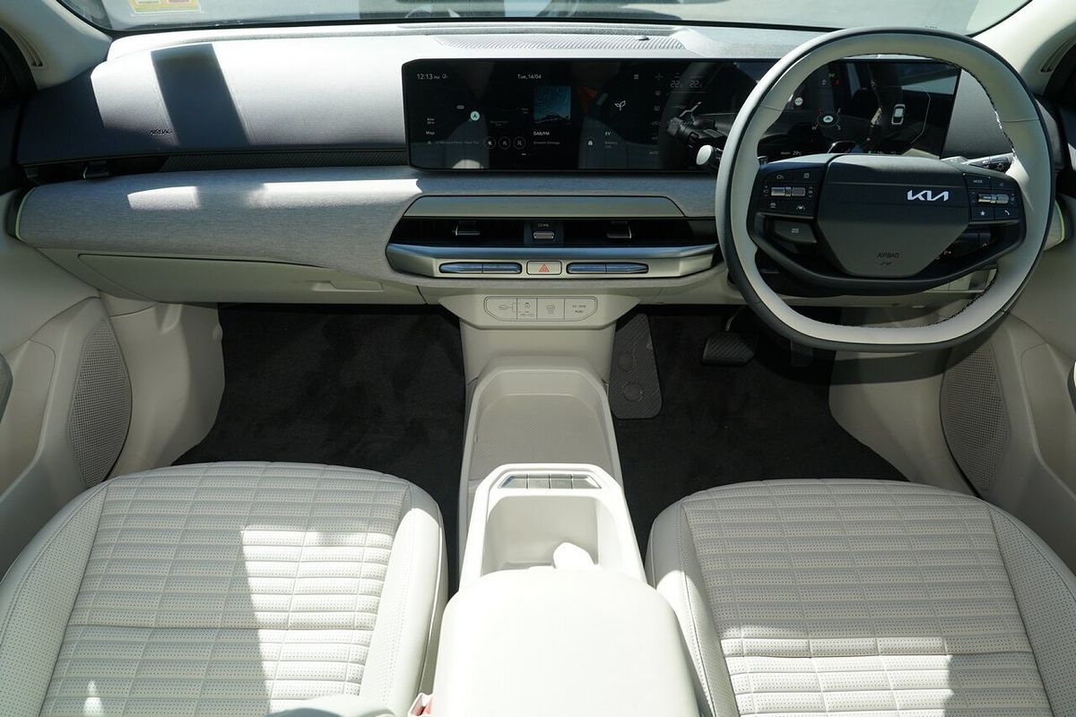 2025 Kia EV4 Earth Long Range CT