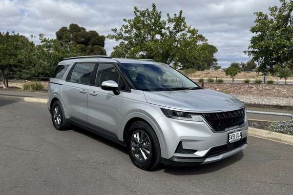 2022 Kia Carnival S KA4