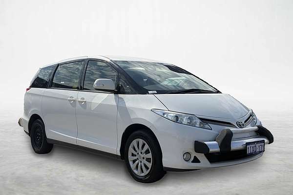 2017 Toyota Tarago GLi ACR50R