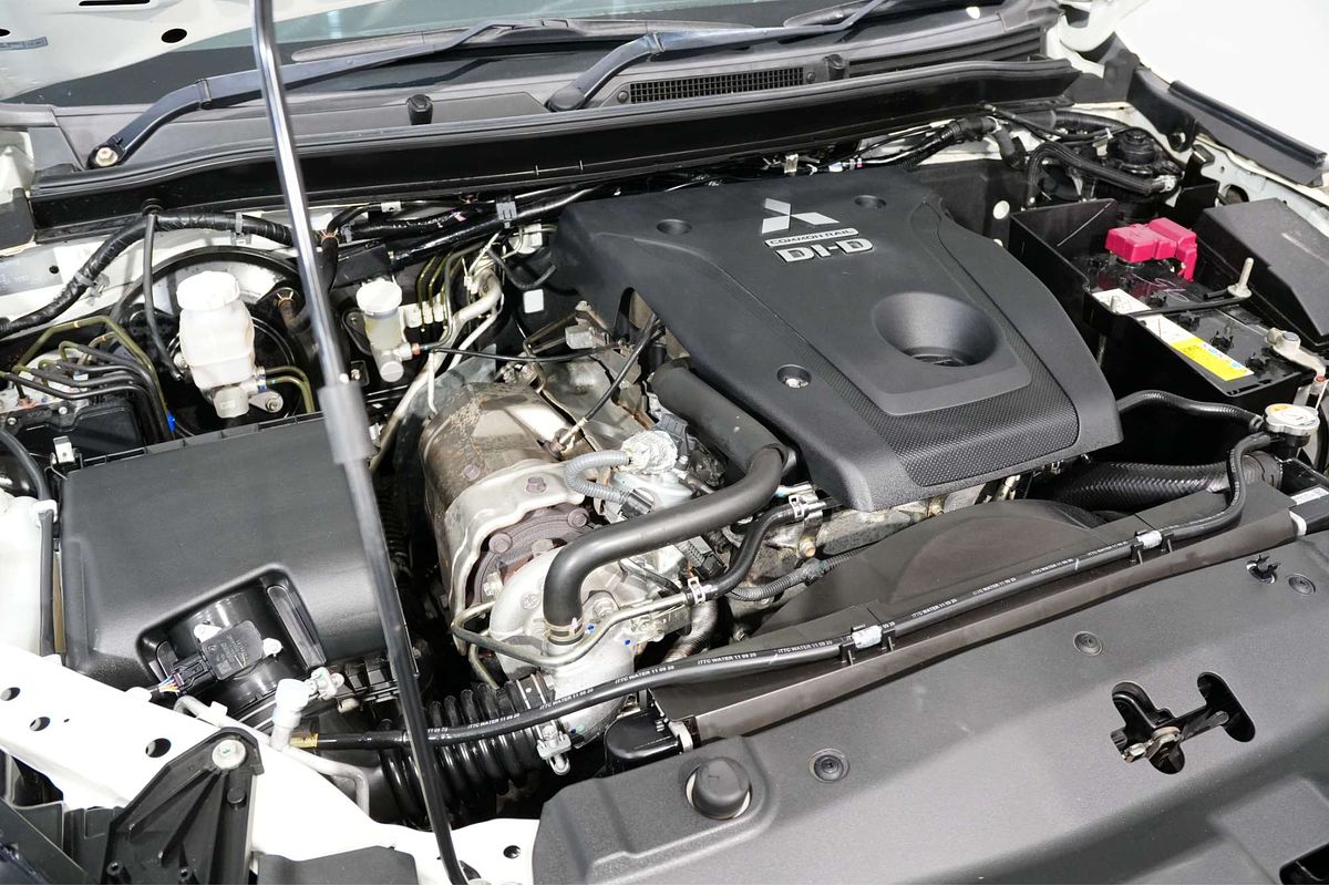 2020 Mitsubishi Triton GLX ADAS MR 4X4