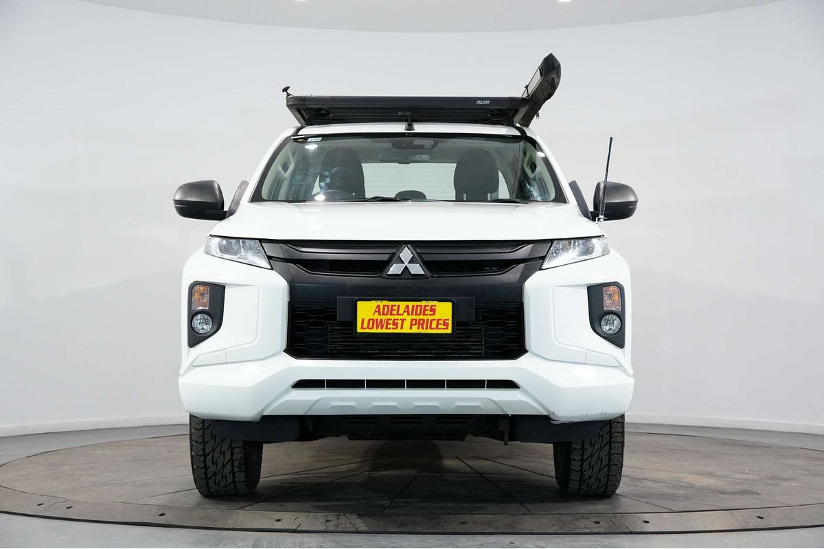 2020 Mitsubishi Triton GLX ADAS MR 4X4