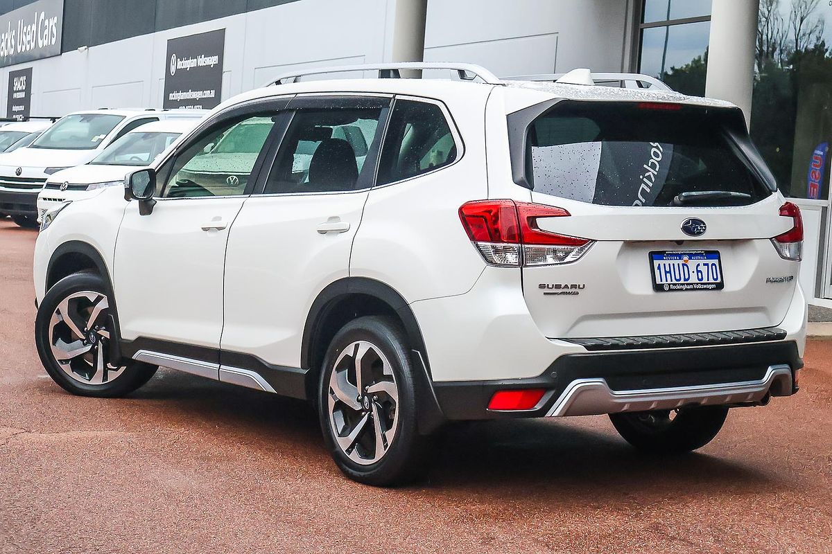 2022 Subaru Forester 2.5i-S S5