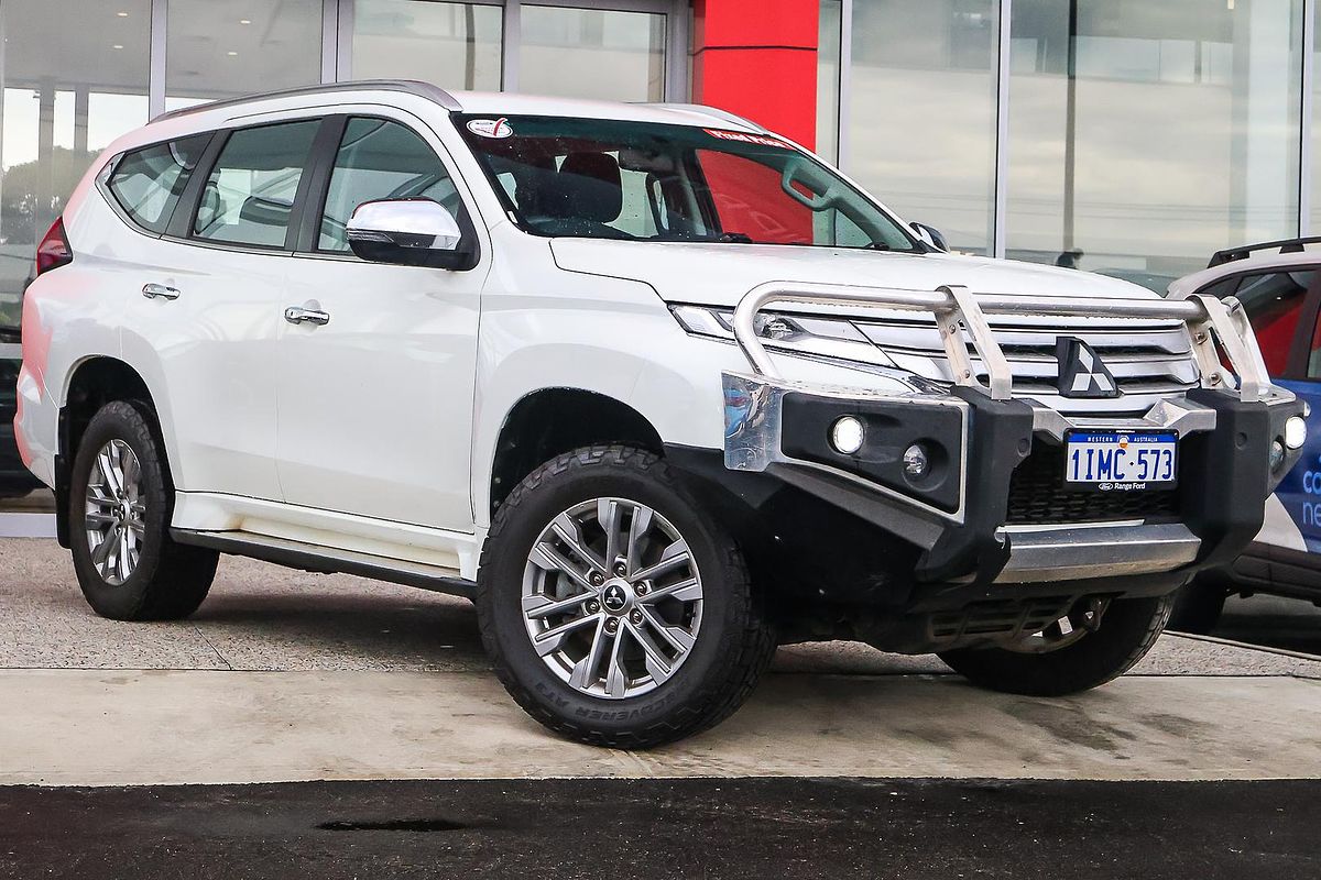 2022 Mitsubishi Pajero Sport GLX QF