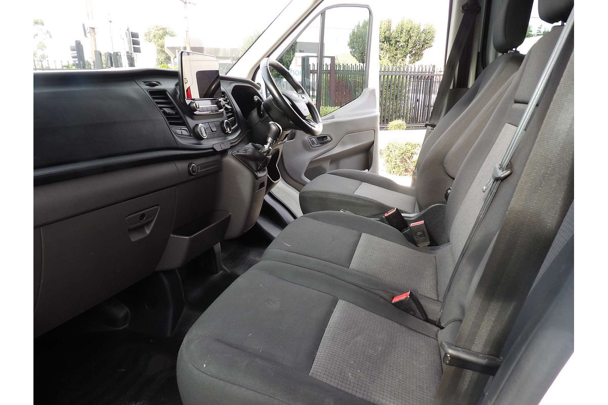 2020 Ford Transit 470E VO Rear Wheel Drive image 14