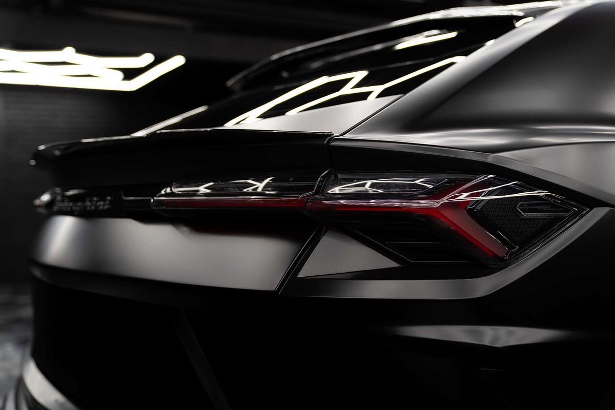 2021 Lamborghini Urus 636
