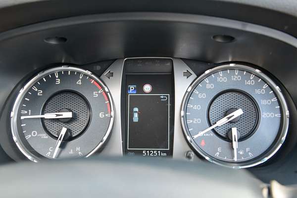 2021 Toyota Hilux SR5 GUN126R 4X4 thumb-10