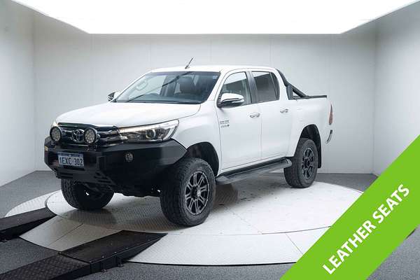 2015 Toyota Hilux SR5 GUN126R 4X4
