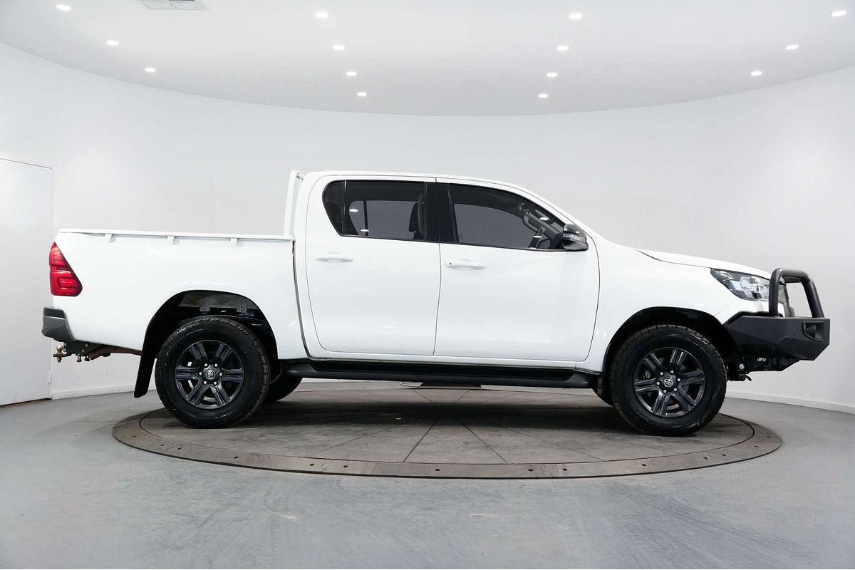2023 Toyota Hilux SR GUN126R 4X4