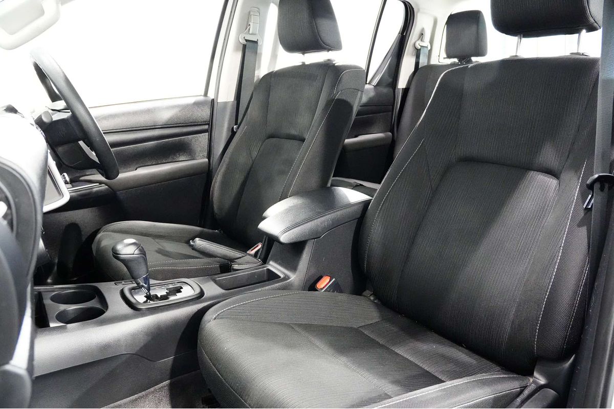 2023 Toyota Hilux SR GUN126R 4X4